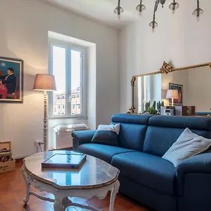 Santa Maria Maggiore Roomy And Bright Flat , Rome Italy